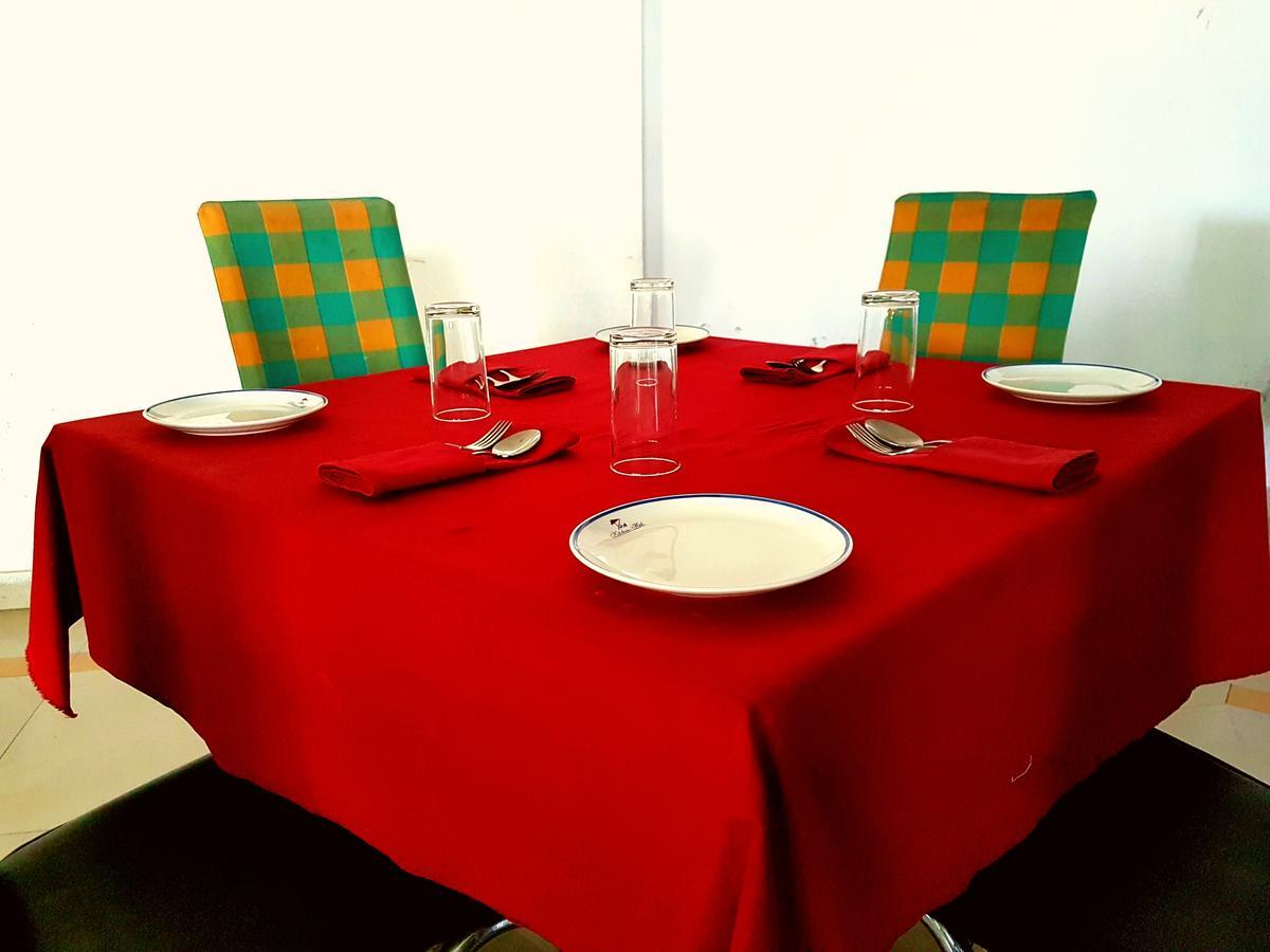 Kitchen Hut Hotel Nepalgunj Luaran gambar
